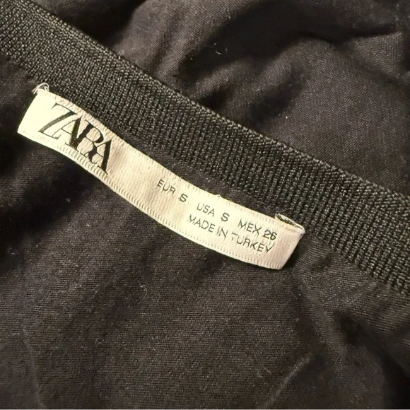 ZARA Black V-Neck Sleeveless Chiffon-Layer Camisole - Picture 7 of 7